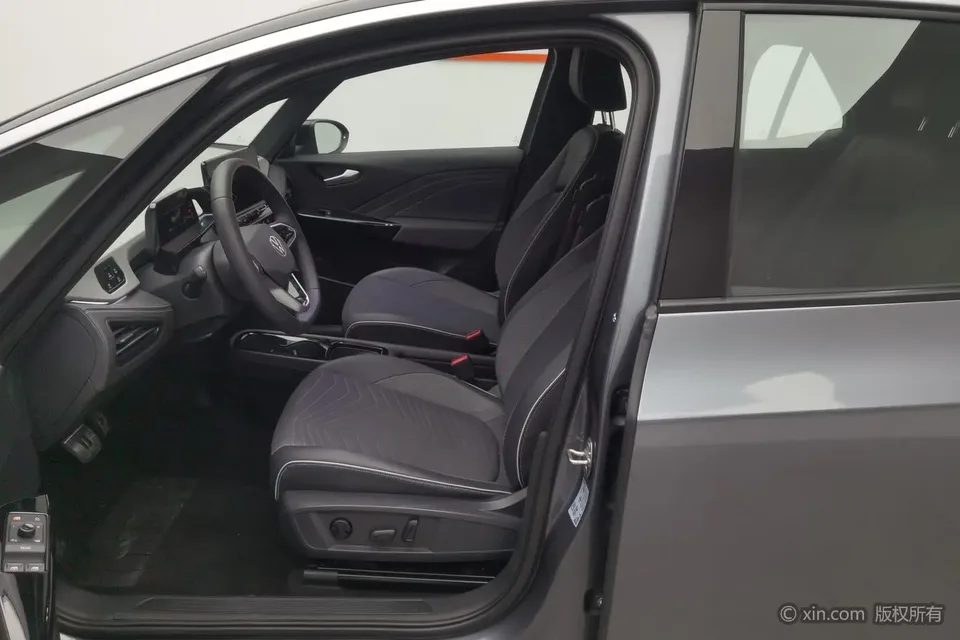 Volkswagen ID.3 Outstanding Edition 2024 — миниатюра 5
