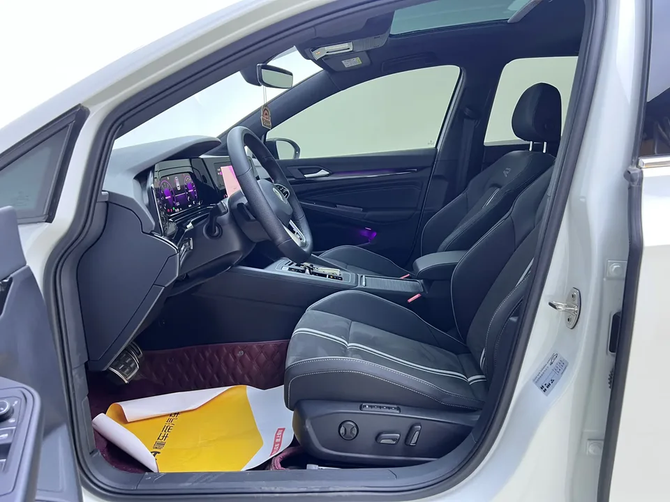 Volkswagen Golf Golf 2023 280TSI DSG R-Line Lite 2023 — миниатюра 4
