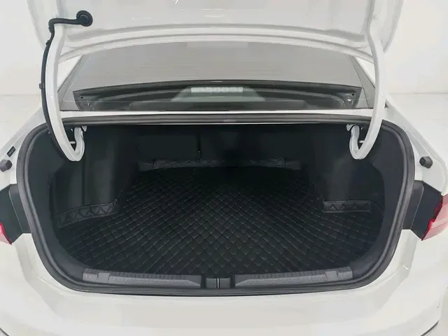 Volkswagen Lavida Lavida 2024 300TSI DSG Starry Sky Leading Edition 2024 — миниатюра 5