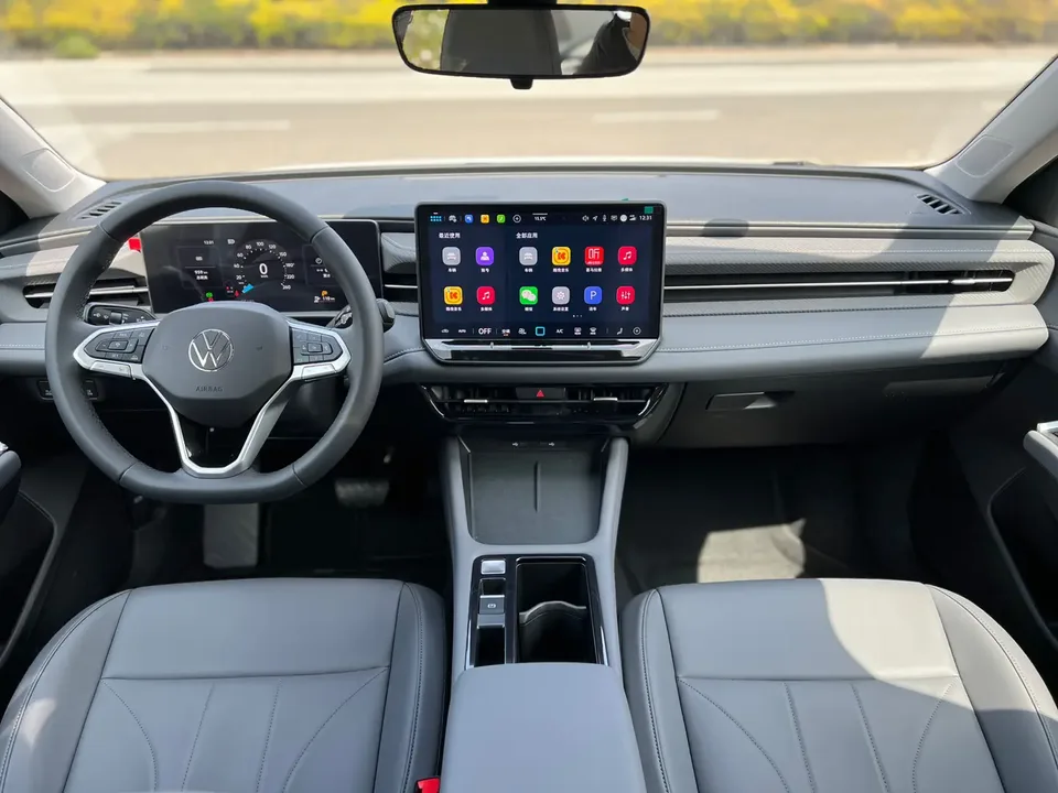 Volkswagen Lavida 2026 Volkswagen Lavida Pro 300TSI Starry Sky Six Million Edition 2026 — миниатюра 5