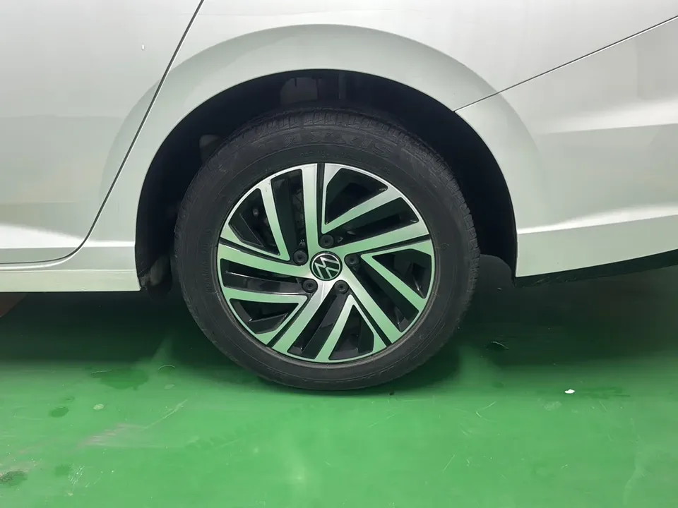 Volkswagen Lavida Lavida 2023 280TSI DSG Starry Sky Edition 2022 — миниатюра 3