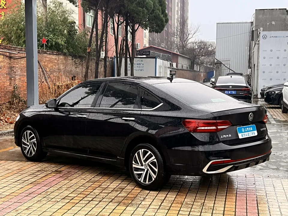 Volkswagen Lavida Lavida 2024 300TSI DSG Starry Sky Leading Edition 2025 — миниатюра 2