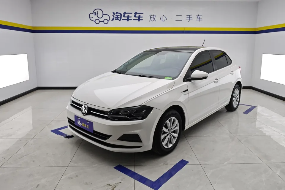 Volkswagen Polo Polo 2021 Plus 1.5L Automatic Colorful Technology Edition 2022 — photo 1, buy with delivery to Moscow