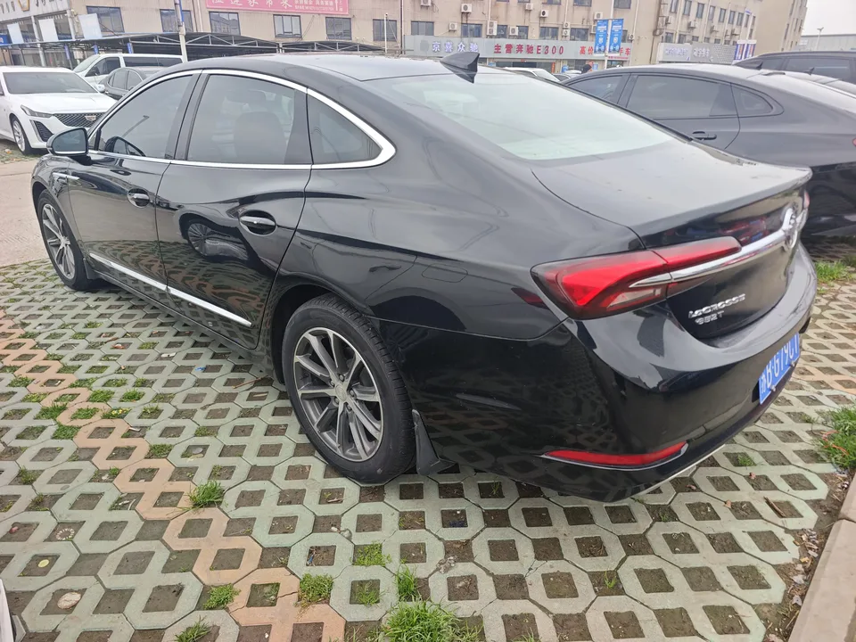 Buick LaCrosse LaCrosse 2022 652T Luxury 2022 — миниатюра 4