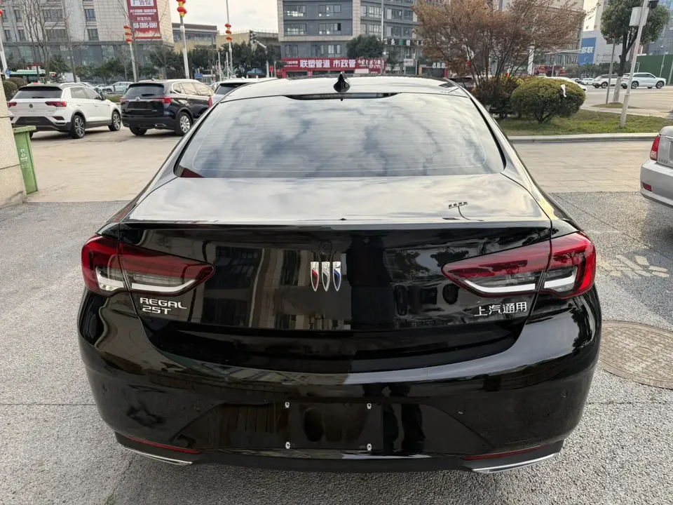 Buick Majesty Regal 2024 facelift 25T Super Edition 2024 — миниатюра 2