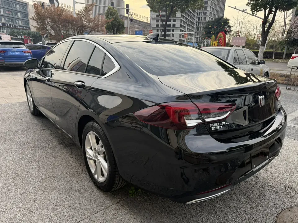 Buick Majesty Regal 2024 facelift 25T Super Edition 2024 — миниатюра 4