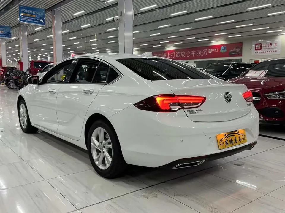 Buick Majesty Majesty 2022 552T Smart Edition 2023 — thumbnail 4