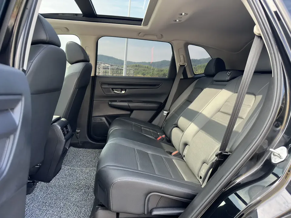 Honda CR-V 240TURBO CVT 2WD 5-seater version 2023 — миниатюра 3