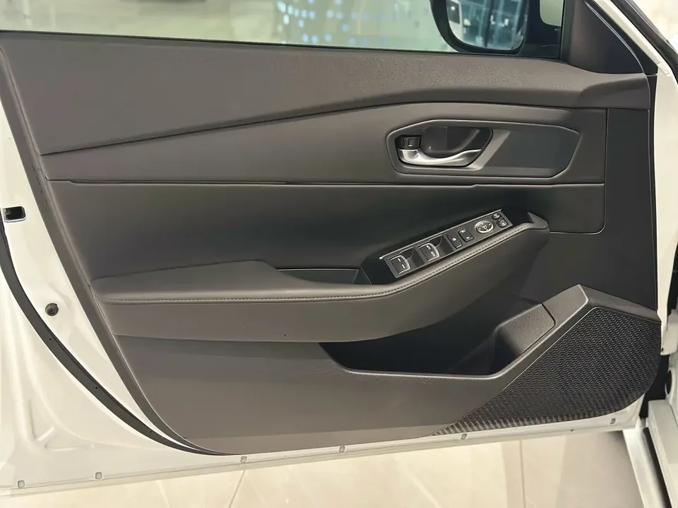 Honda Inspire 260TURBO Exquisite Edition 2024 — миниатюра 4