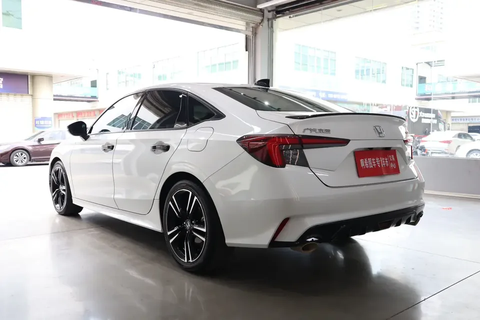 Honda Integra 240TURBO CVT Fantasy NightLuxury Edition 2023 — миниатюра 4