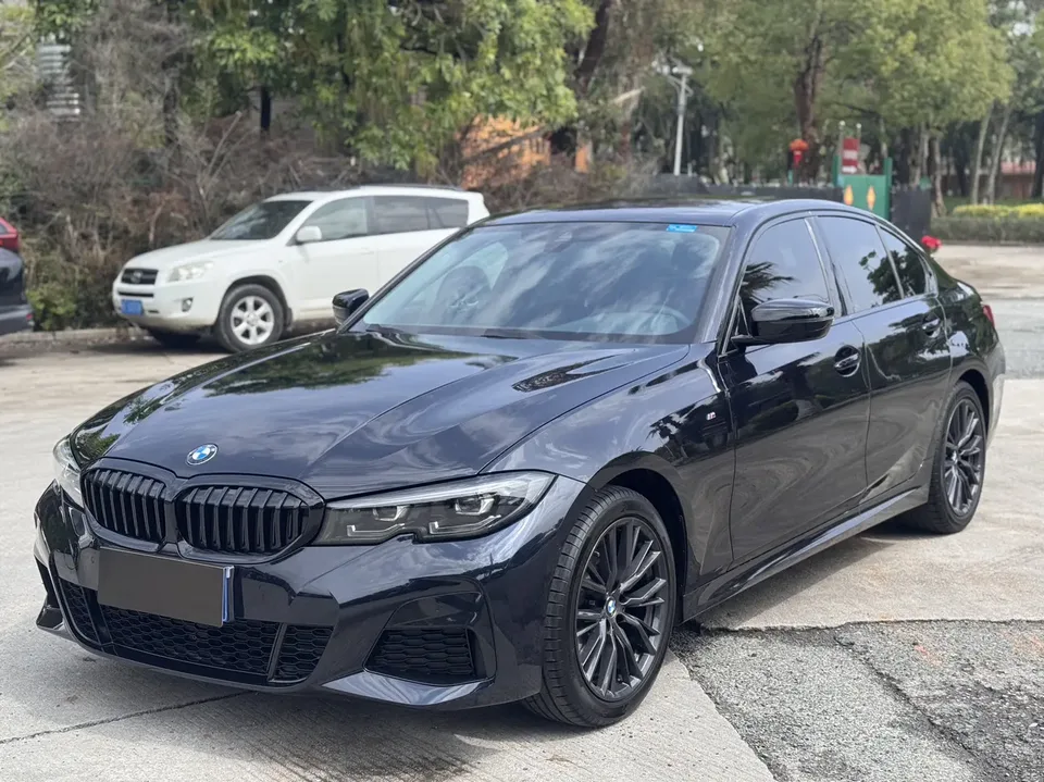 BMW 3 Series 2022
