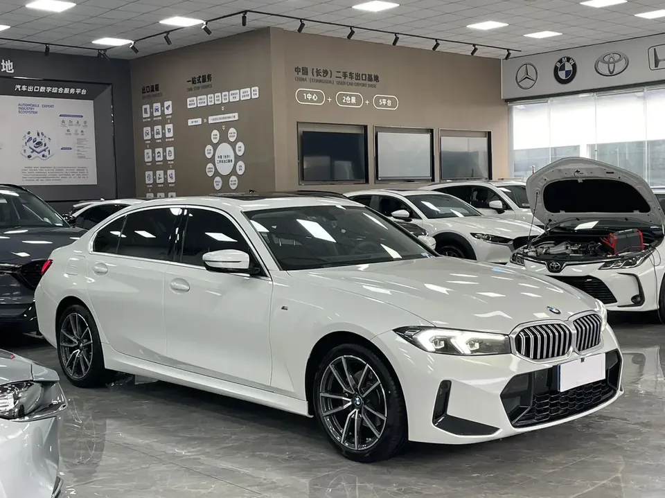BMW 3 Series BMW 3 Series 2023 320Li M Sport Package 2022 — миниатюра 3