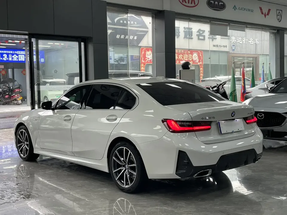 BMW 3 Series 2022