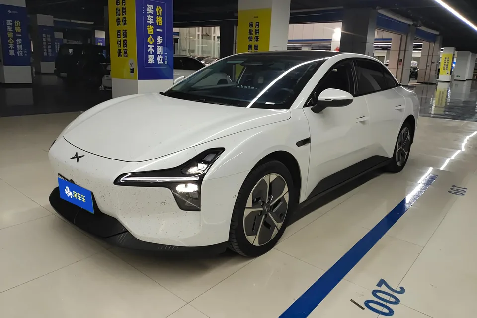 XPeng Xiaopeng MONA M03 2025