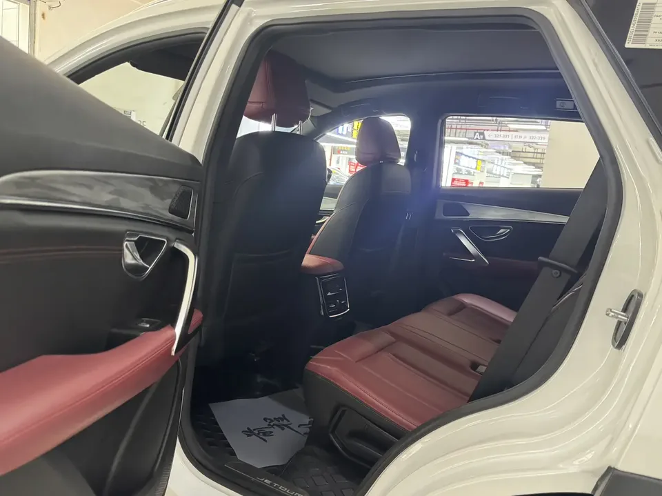 Jetour Jietu X70 PRO Jietu X70 PRO 2024 1.6TD DCT Smart 5-seater 2024 — thumbnail 3