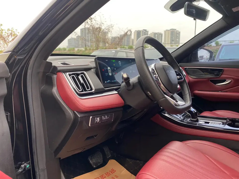 Jetour Jietu X70 PLUS JETOUR X70 PLUS 2025 1.5T 6DCT Elite 7-seater 2024 — миниатюра 4