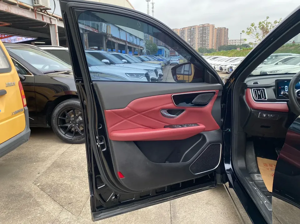Jetour Jietu X70 PLUS JETOUR X70 PLUS 2025 1.5T 6DCT Elite 7-seater 2024 — миниатюра 5