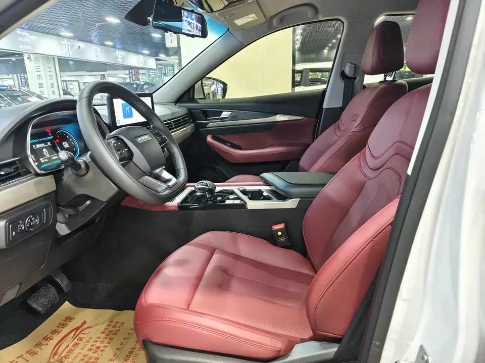 Jetour Jietu X70 1.5T DCT Beyond PRO 5 Seaters 2025 — миниатюра 3