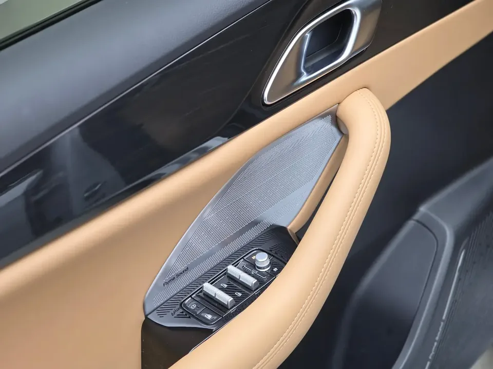 Geely Galaxy A7 PHEV 150km Explorer+ Edition 2025 — миниатюра 5