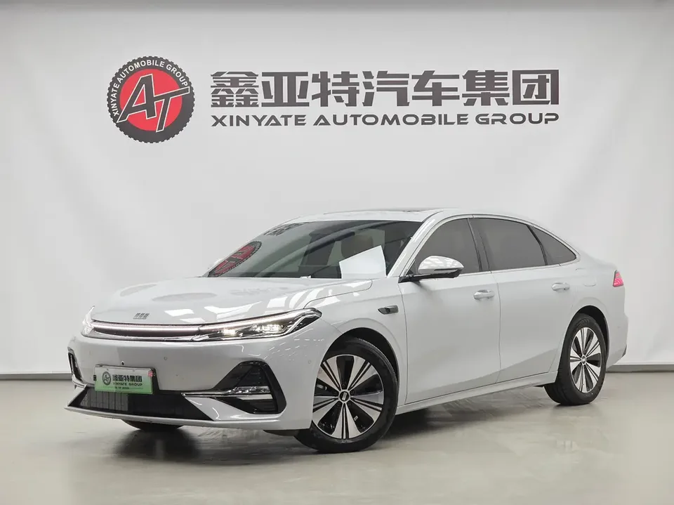 Geely Galaxy A7 PHEV 2025