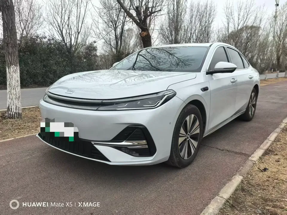 Geely Galaxy A7 PHEV 2025