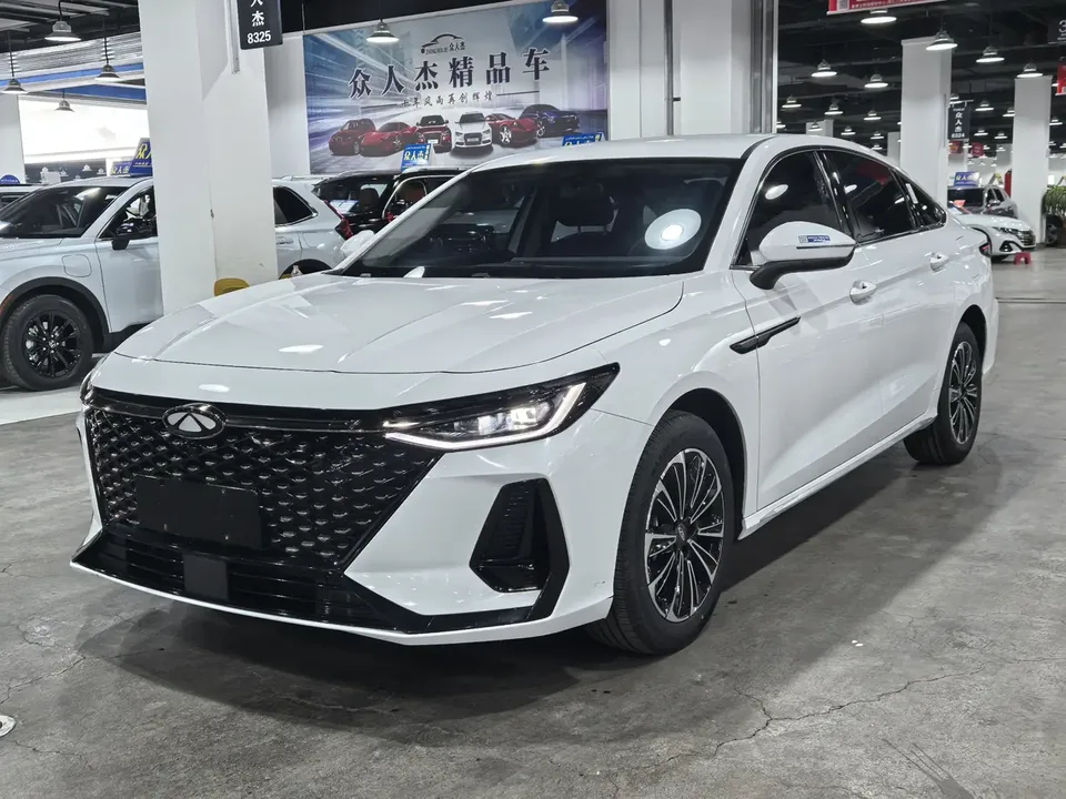 Chery Fengyun A8 2025