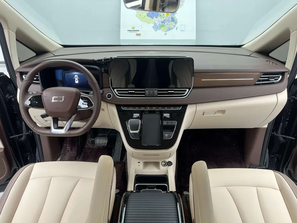 FAW Bestune M9 Premium Edition 2024 — миниатюра 3