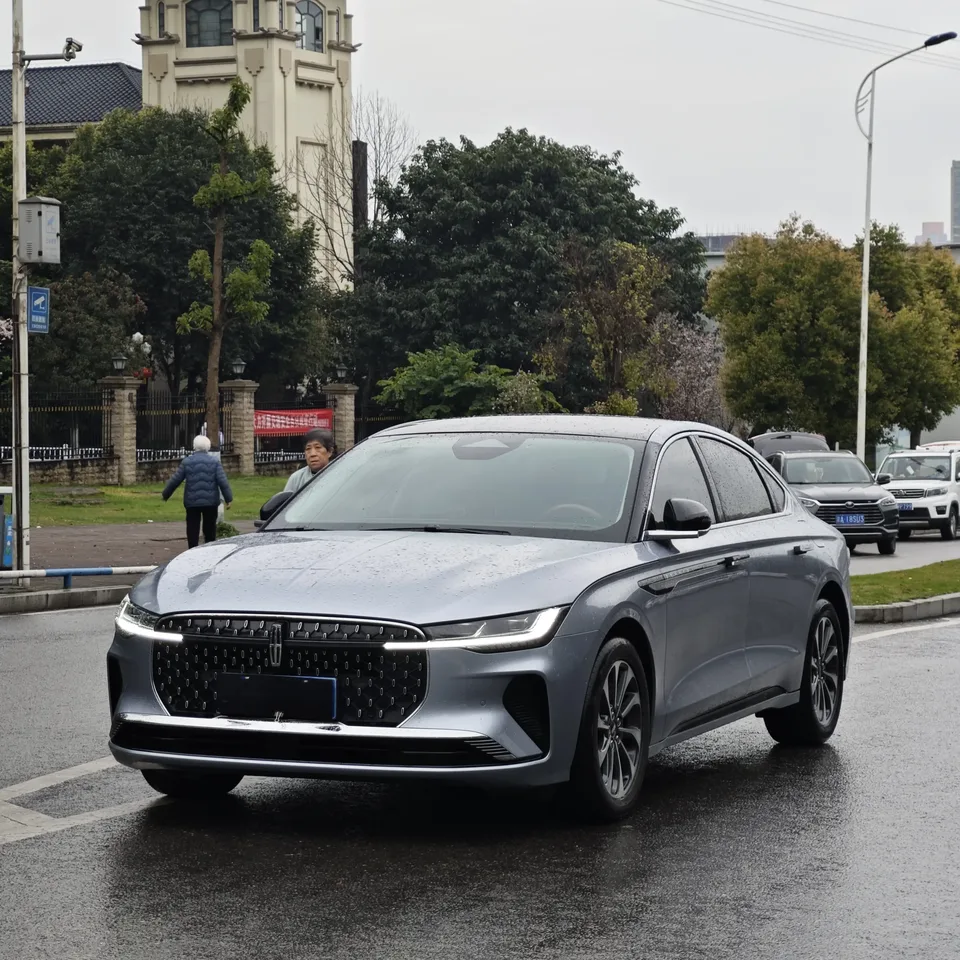 Lincoln Z 2023