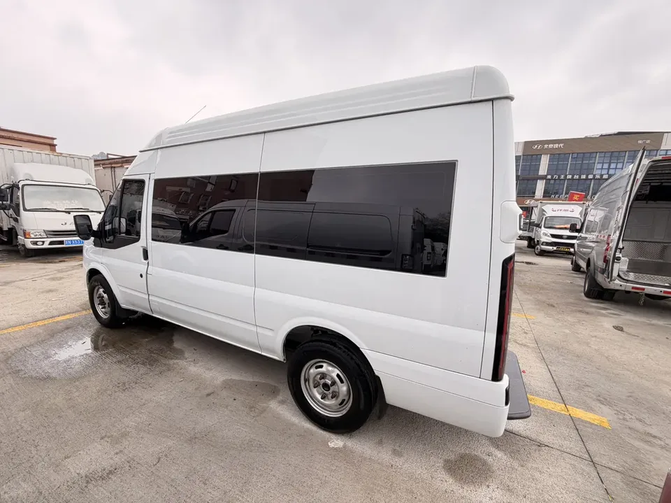Jiangling Fushun 2.0T manual diesel mid-axle mid-roof commercial multi-purpose passenger car with 7 seats 2024 — миниатюра 4