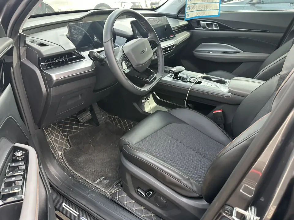 Oshan Changan Auchan Z6 Blue Whale 1.5T DCT smart cool model 2023 — миниатюра 3