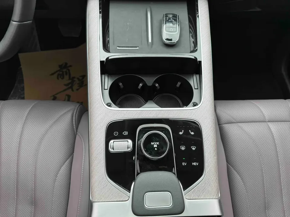 Chery Tiggo 9 C-DM Tiggo 9 C-DM 2025 106km Super Edition Ternary Lithium 2024 — миниатюра 5