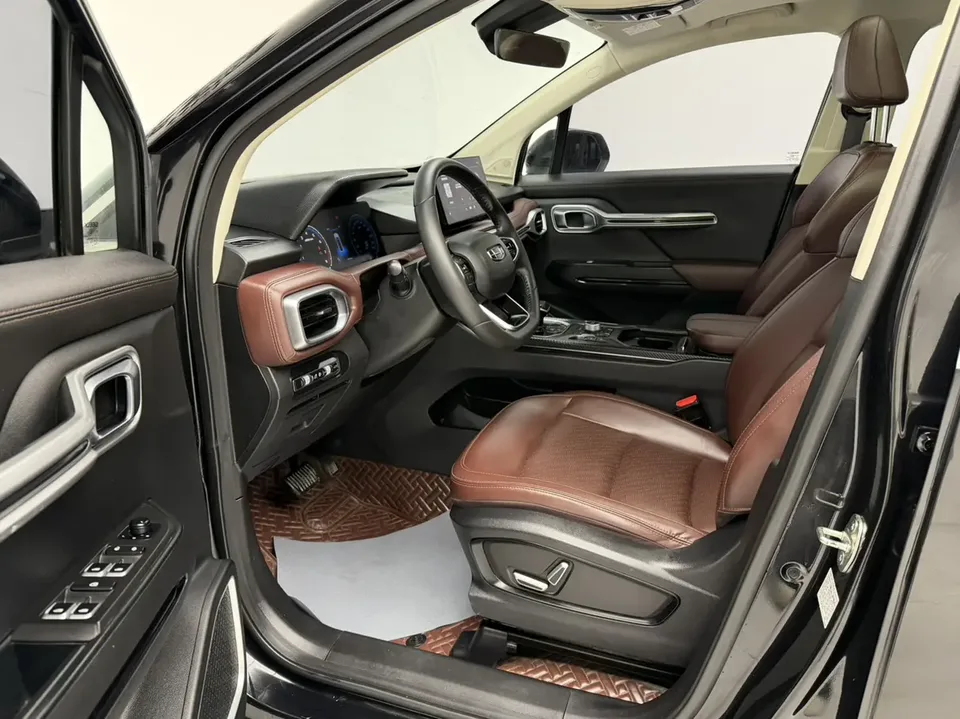 Geely Okavango Haoyue 2022 1.8TD DCT luxury model 2022 — миниатюра 4
