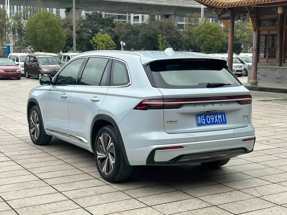 Geely Monjaro 1.5T Thor HiF Hybrid Edition Super Fast 2022 — миниатюра 4