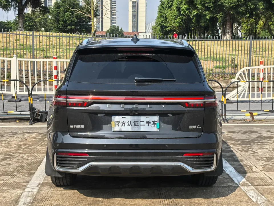 Geely Monjaro 2.0TD DCT EVO 2WD Smart Edition 2023 — миниатюра 2