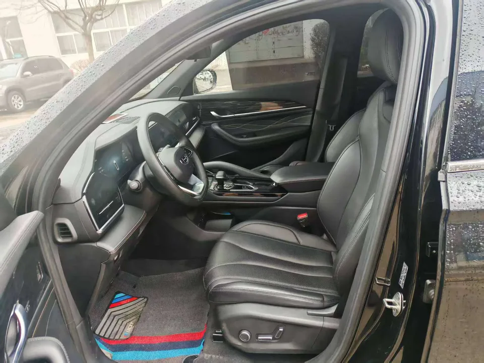 Geely Monjaro 2.0TD DCT EVO 2WD Changfeng Edition 2025 — миниатюра 3