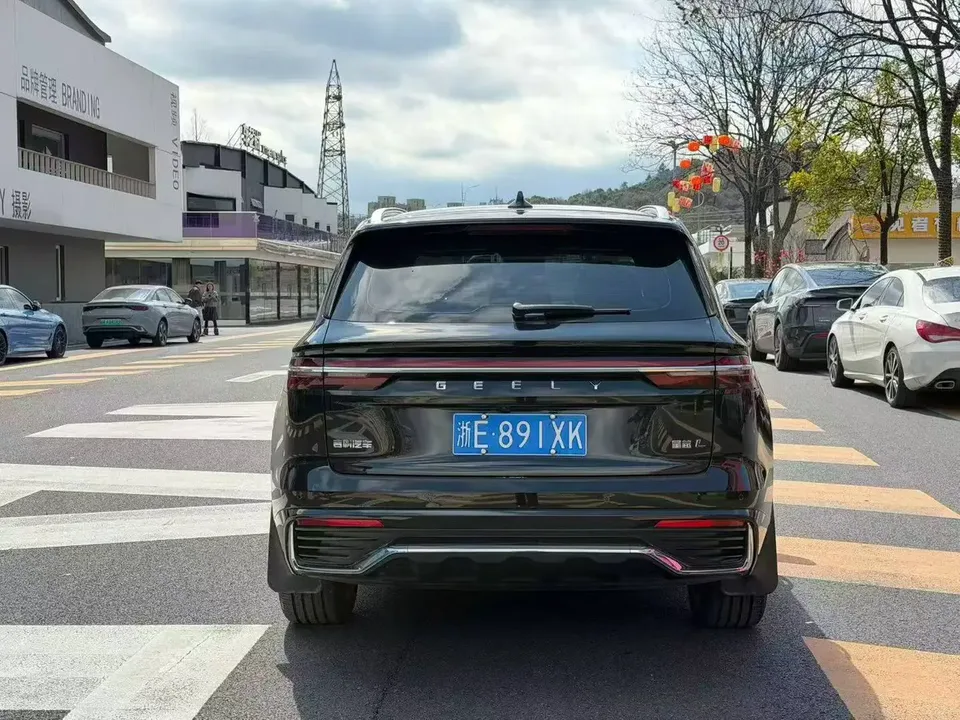 Geely Monjaro 2.0TD DCT EVO 2WD Comfort Edition 2024 — миниатюра 5