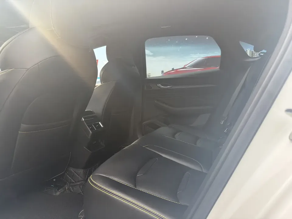 Geely Preface Xing Rui 2023 1.5T Fuyao Edition 2024 — thumbnail 3