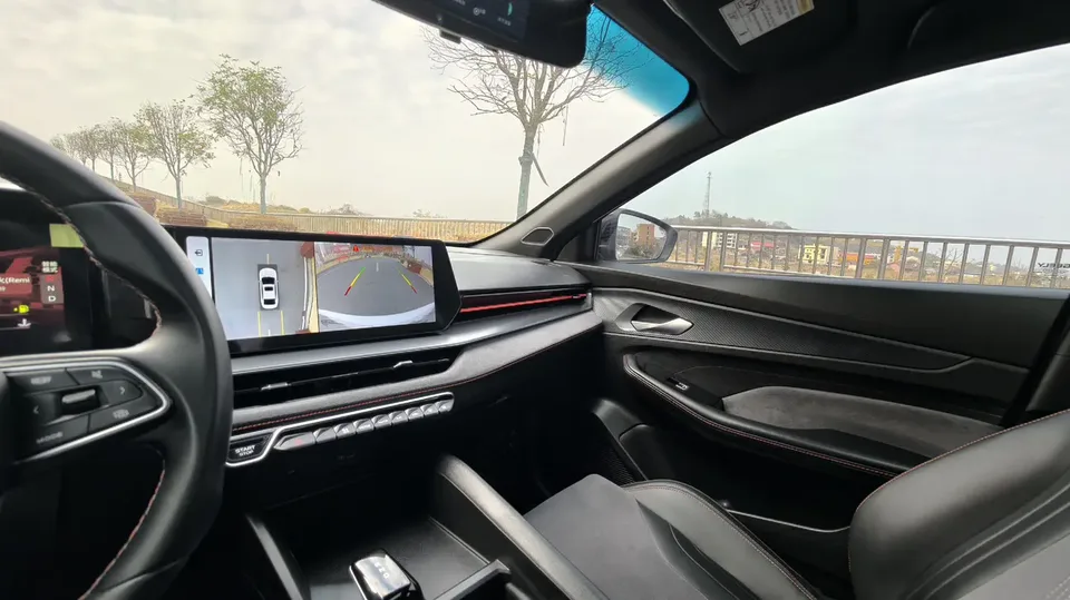 Geely Binrui Binrui COOL 1.5T DCT Electric Edition 2023 — миниатюра 4