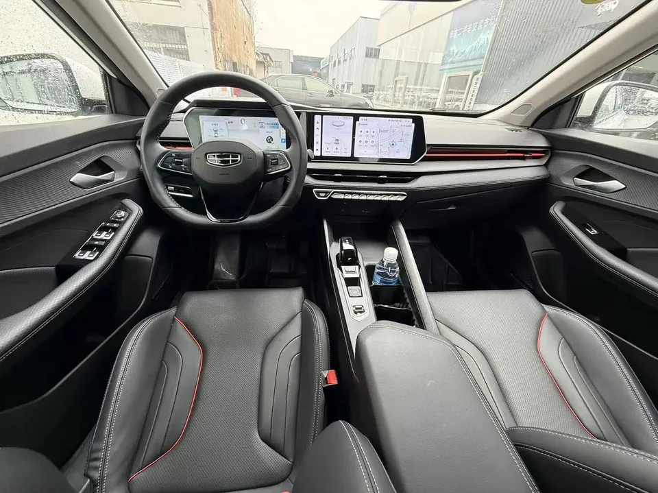 Geely Binrui Binrui COOL 1.5T DCT Longteng Edition 2025 — миниатюра 3
