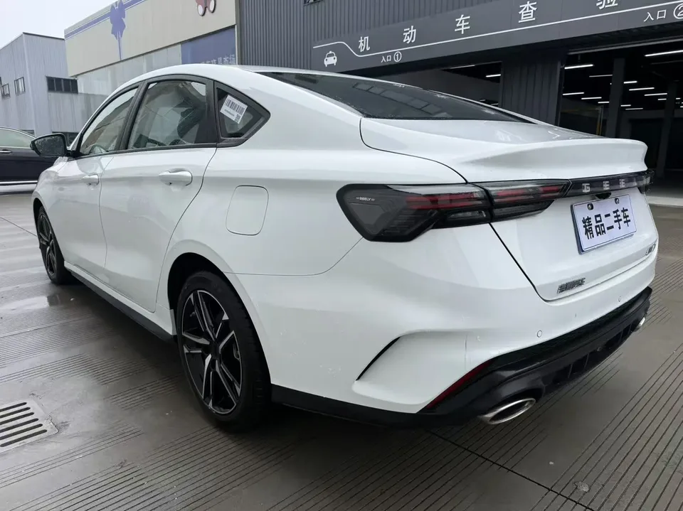 Geely Binrui Binrui COOL 1.5T DCT Longteng Edition 2025 — миниатюра 4
