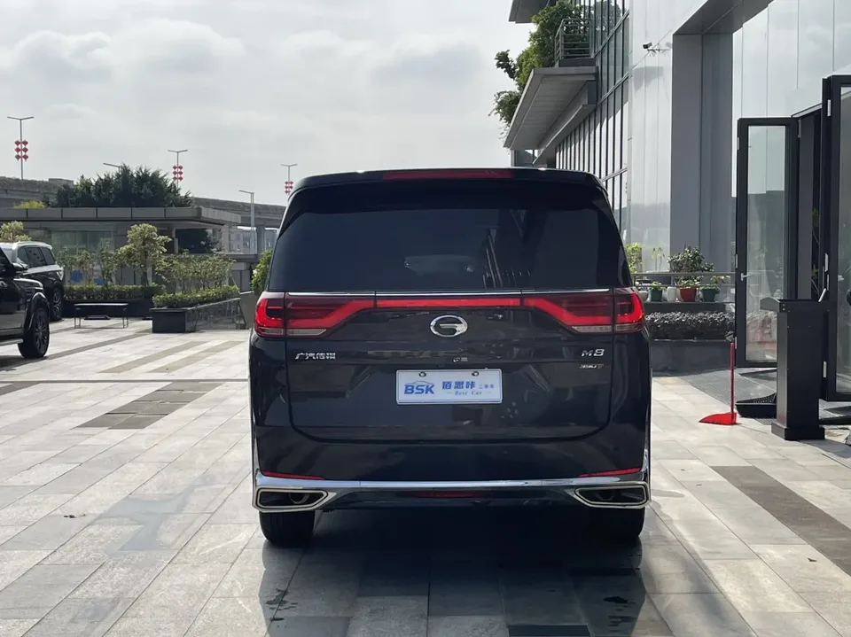 GAC Trumpchi M8 Trumpchi M8 2023 Lingxiu Series 390T Exclusive Edition 2023 — миниатюра 2