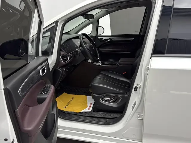 GAC Trumpchi M6 Trumpchi M6 2023 PRO 270T WDCT Premium Edition 2023 — миниатюра 4