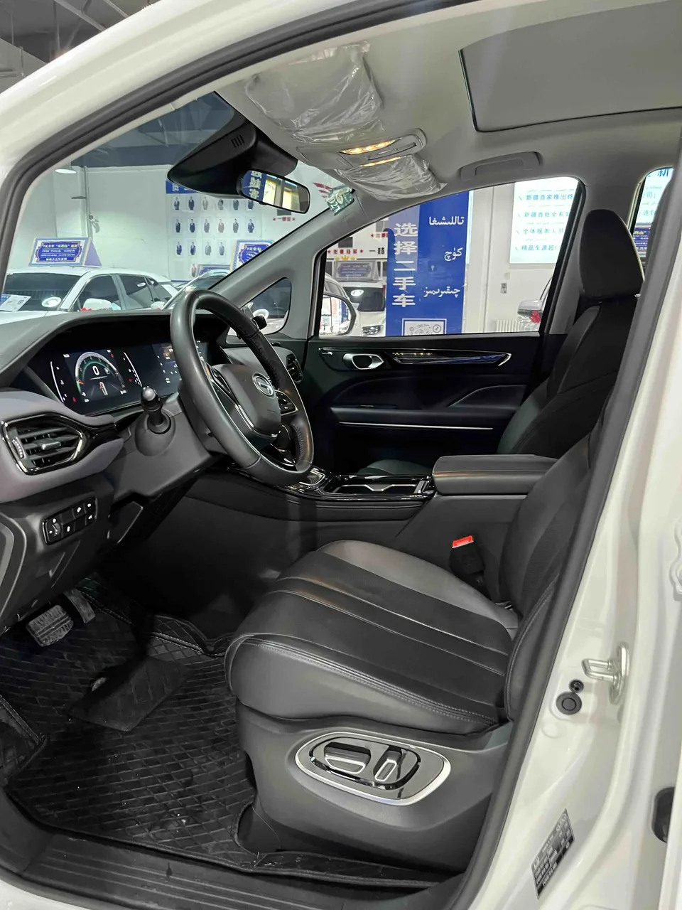 GAC Trumpchi M6 MAX 270T WDCT Premium Edition 2025 — миниатюра 5
