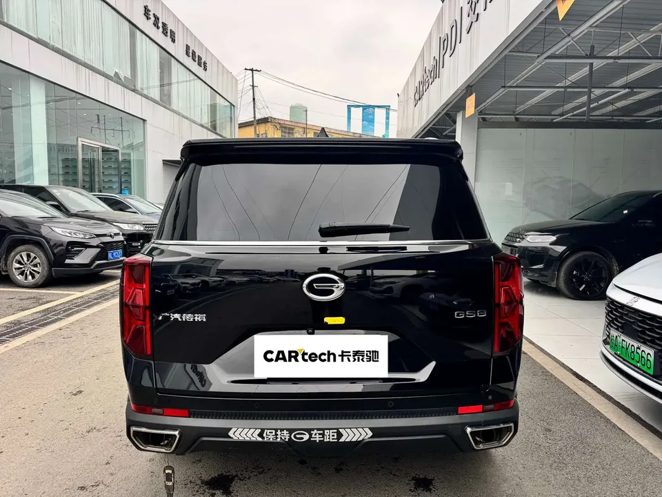 GAC Trumpchi GS8 Pilot Series 2.0TGDI 2WD Premium Edition 7 Seaters 2023 — миниатюра 4
