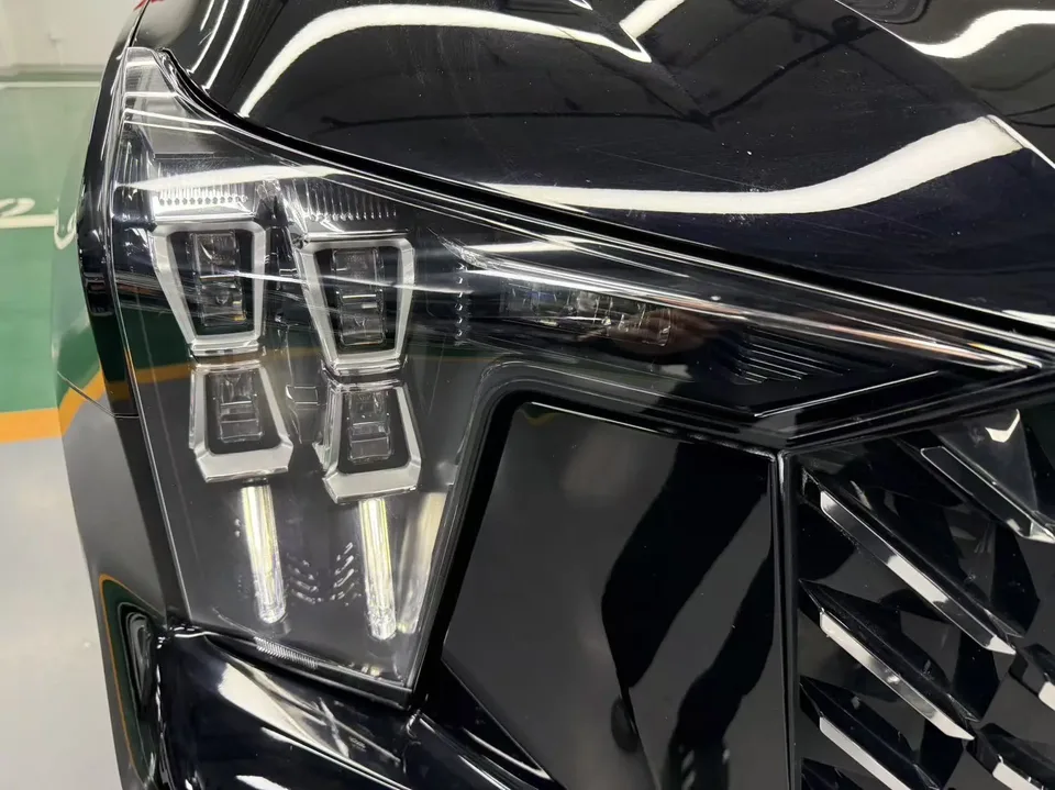 GAC Trumpchi GS8 Trumpchi GS8 2022 Pilot Series 2.0TGDI 2WD luxury smart connected version 7 seats 2022 — миниатюра 3