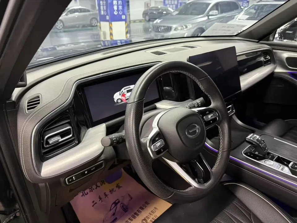 GAC Trumpchi GS8 Trumpchi GS8 2022 Pilot Series 2.0TGDI 2WD luxury smart connected version 7 seats 2022 — миниатюра 4