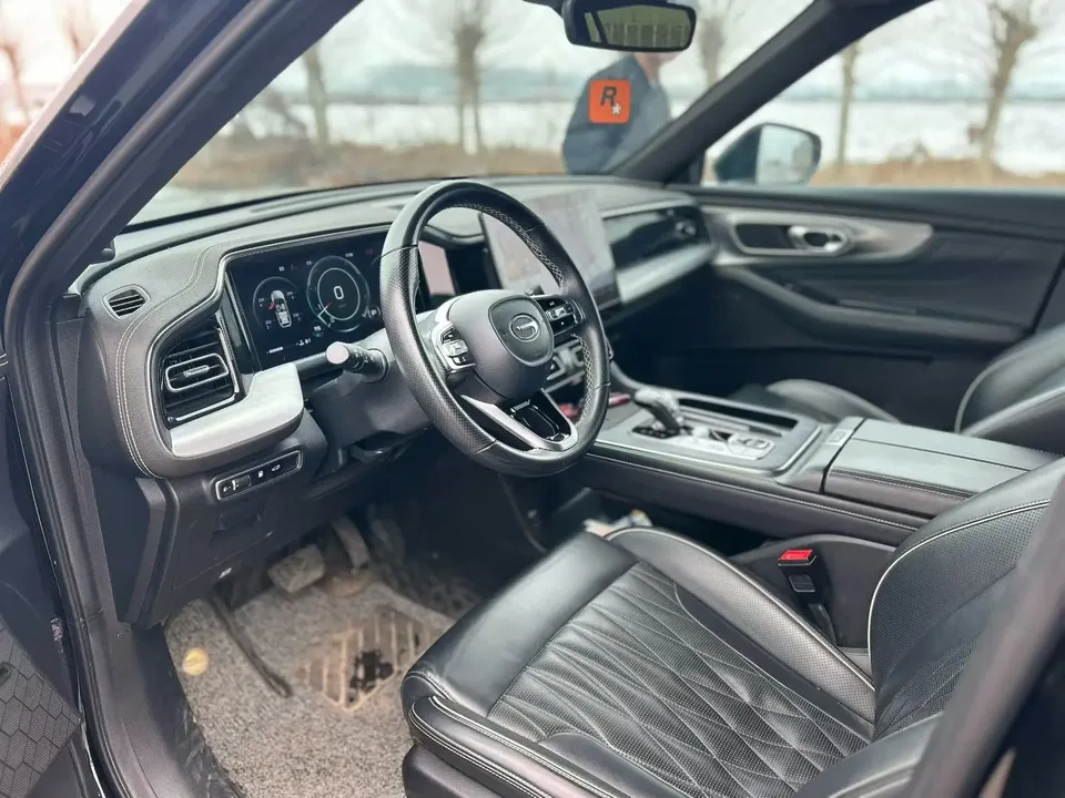 GAC Trumpchi GS8 Trumpchi GS8 2022 Pilot Series 2.0TGDI 2WD luxury smart connected version 7 seats 2022 — миниатюра 5