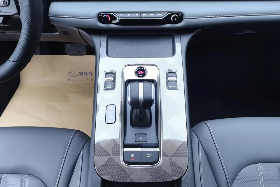 GAC Trumpchi Shadow Leopard 270T DCT S 2025 — миниатюра 4