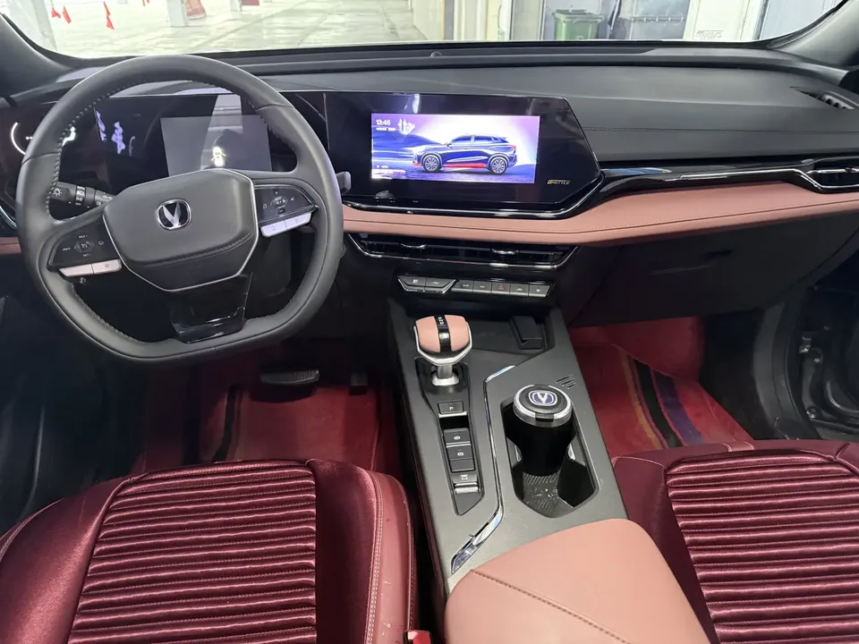 Changan X5 Plus Changan X5 PLUS 2025 1.5T DCT Pioneer Edition 2025 — миниатюра 4