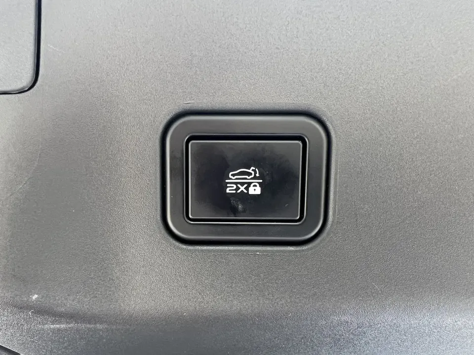 Changan UNI-V 1.5T Premium Edition 2023 — миниатюра 4